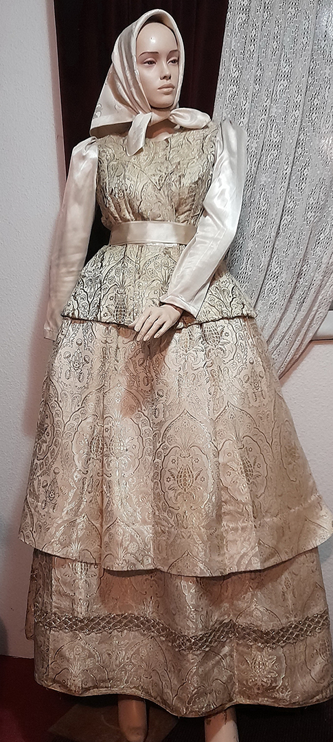 Bunjevacka nosnja 01a