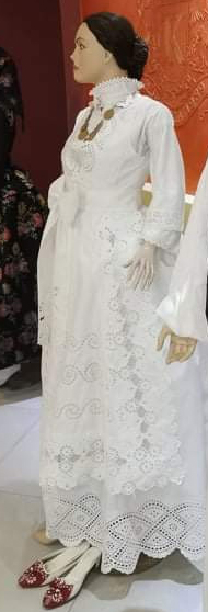 Bunjevacka nosnja 10